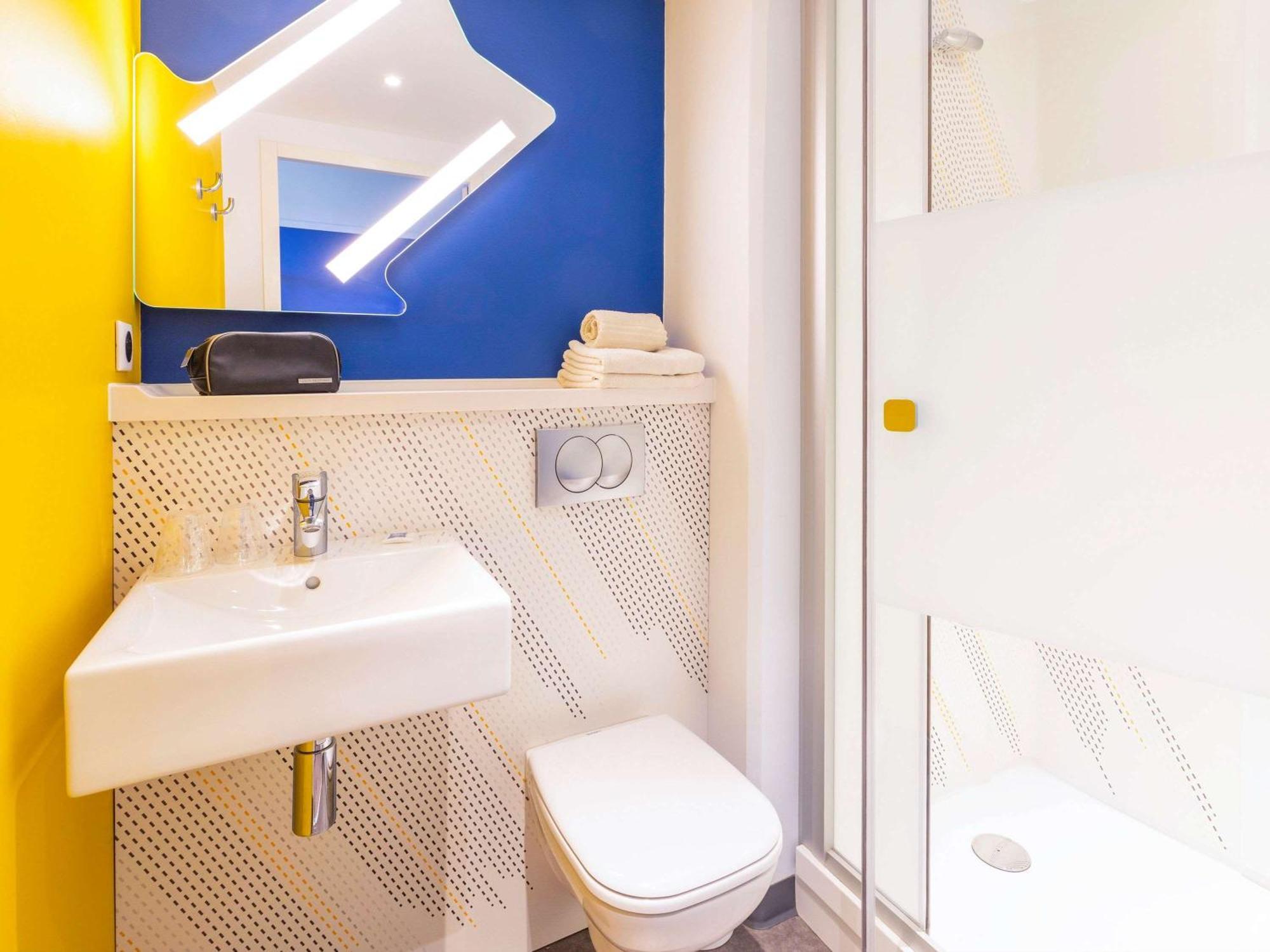 Ibis Budget Rennes Rte Lorient Екстер'єр фото