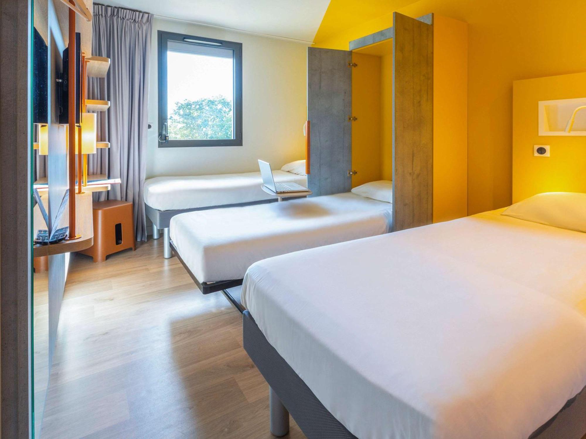 Ibis Budget Rennes Rte Lorient Екстер'єр фото