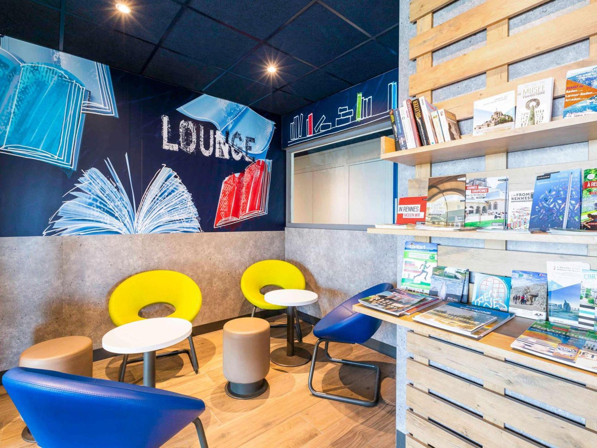 Ibis Budget Rennes Rte Lorient Екстер'єр фото
